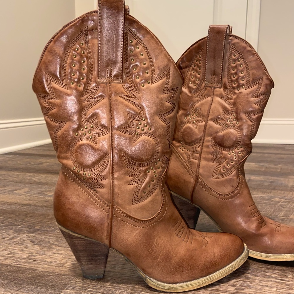 Brown Very Volatile Cowgirl Boots